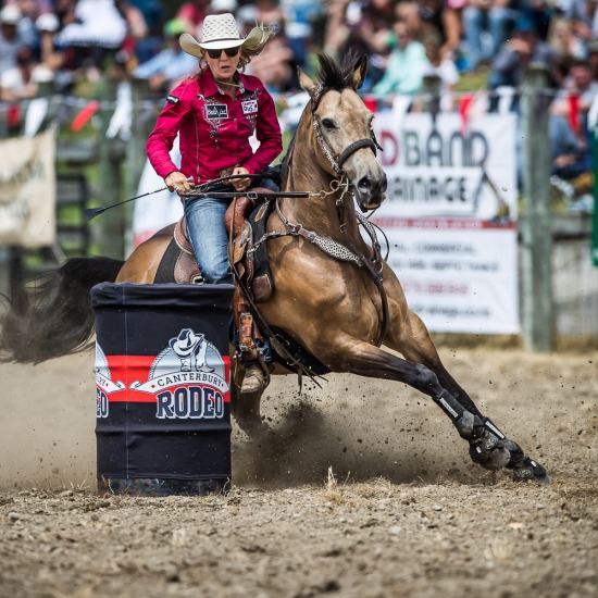 BARREL RACE