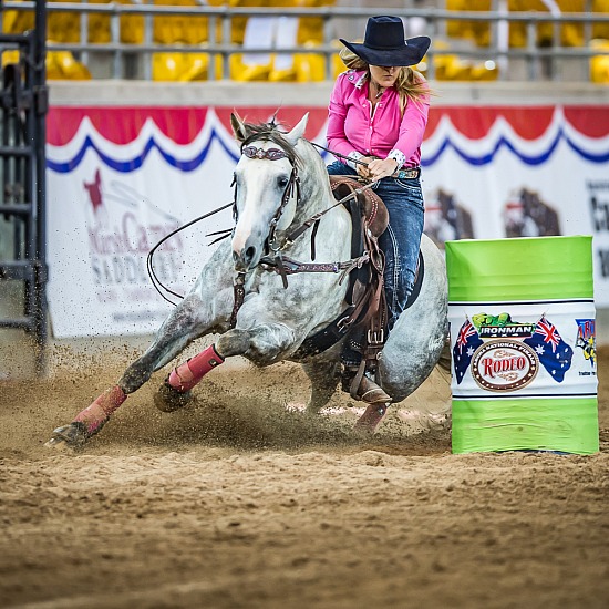 LADIES BARREL RACE