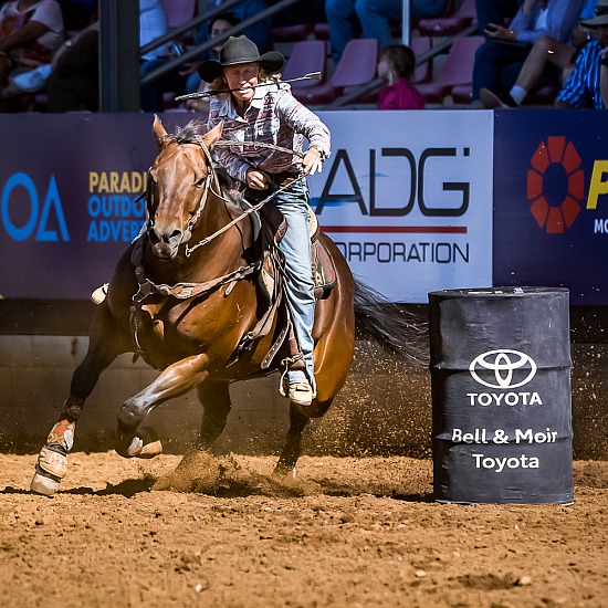 LADIES BARREL RACE