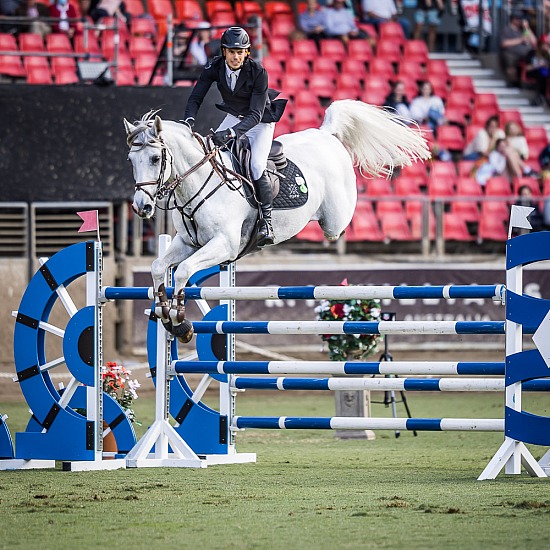 CLASS 856 JUMPING CONTEST TABLE A