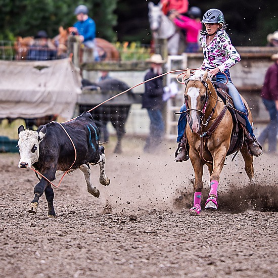 JUNIOR BREAKAWAY ROPING