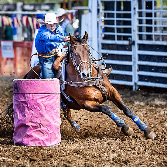 BARREL RACE