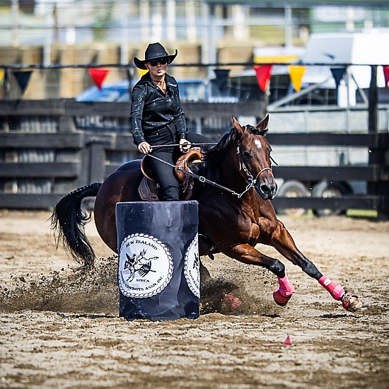 BARREL RACE
